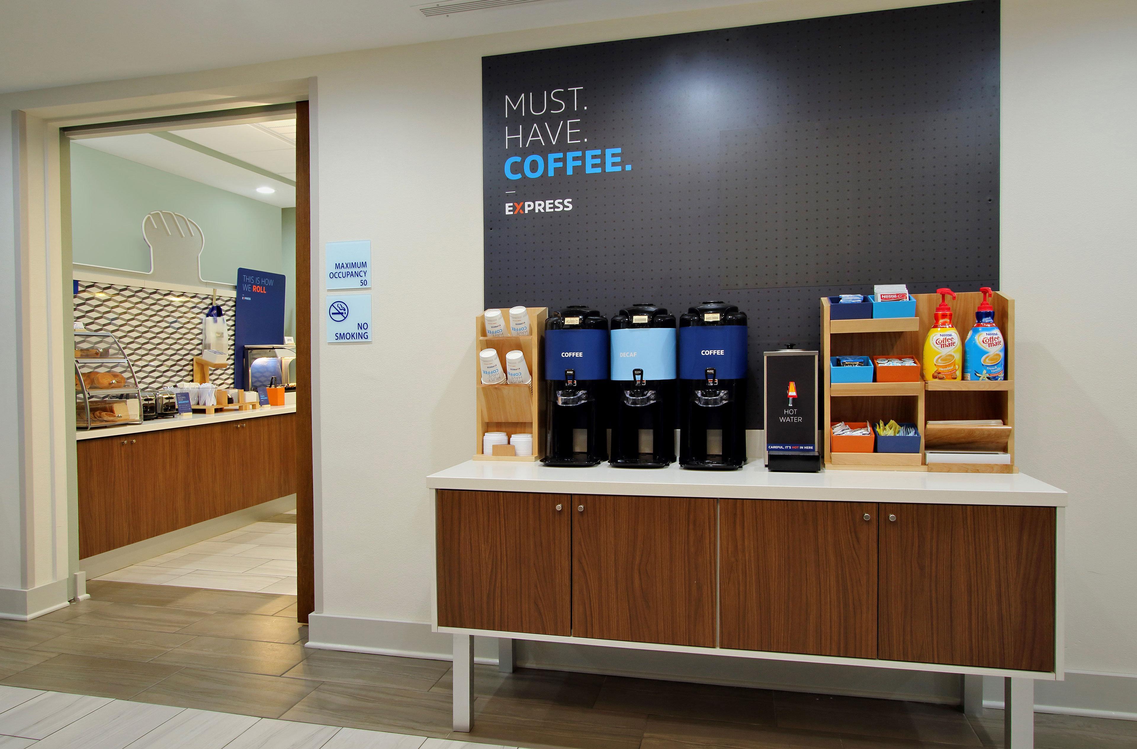 Holiday Inn Express Hotel & Suites Canton By Ihg Exterior foto