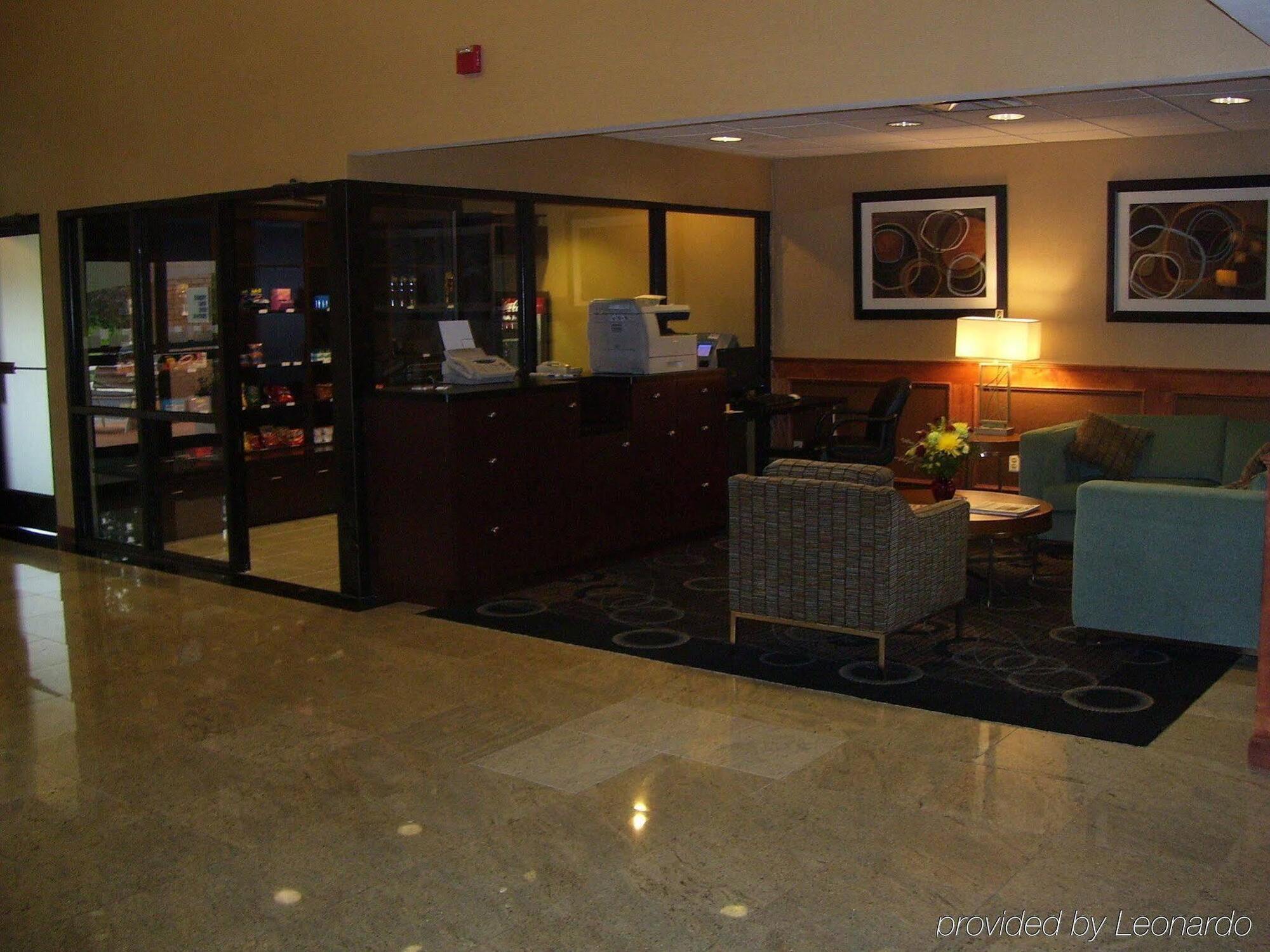 Holiday Inn Express Hotel & Suites Canton By Ihg Exterior foto